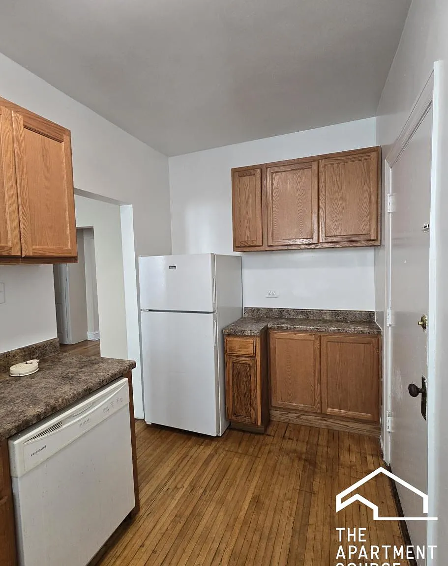 1366 West Estes Avenue #2S — Photo 2