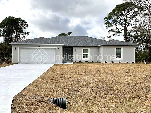 1302 Packer Rd SE Photo 1