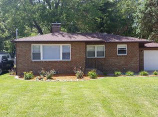 207 Twin Oaks Ct, East Peoria, IL