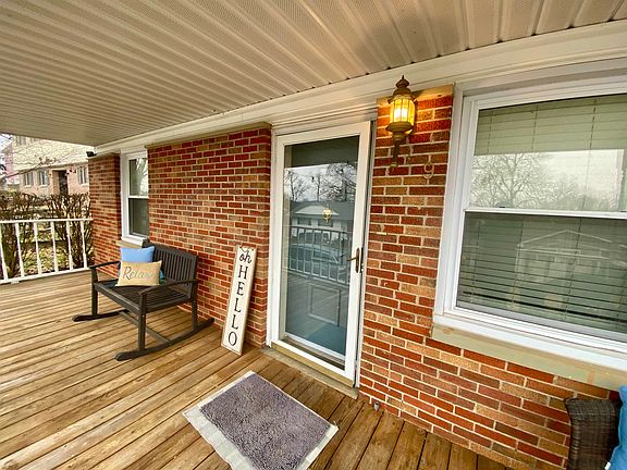 2nd image of 9 Seminole Rd