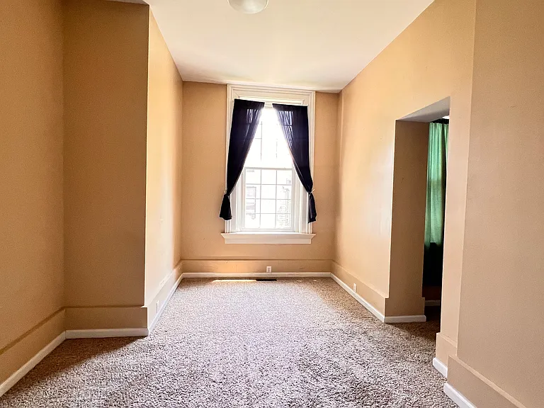 505 W Wyoming Ave #1 — Photo 5