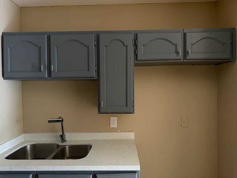 3215 Ligarde St #4 — Photo 13