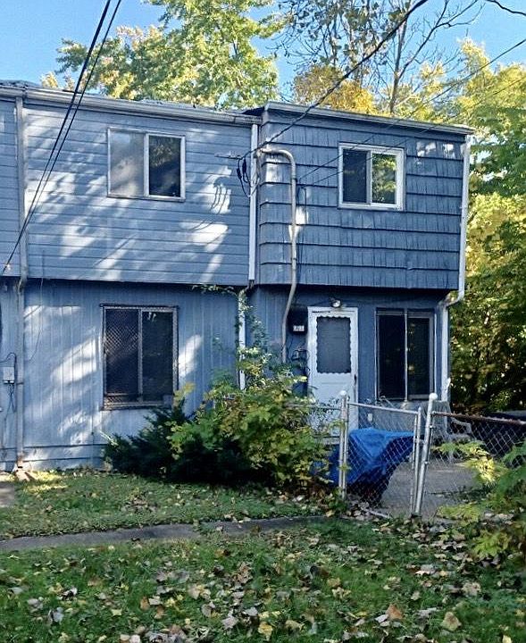 2nd image of 6906 S Parnell Ave