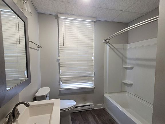 5th image of 136 N Market St #101