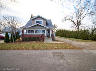 1804 River Rd, Saint clair, MI 48079