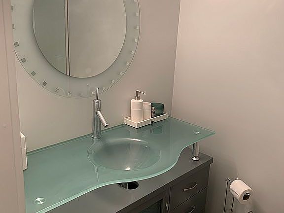 Bathroom #2-3