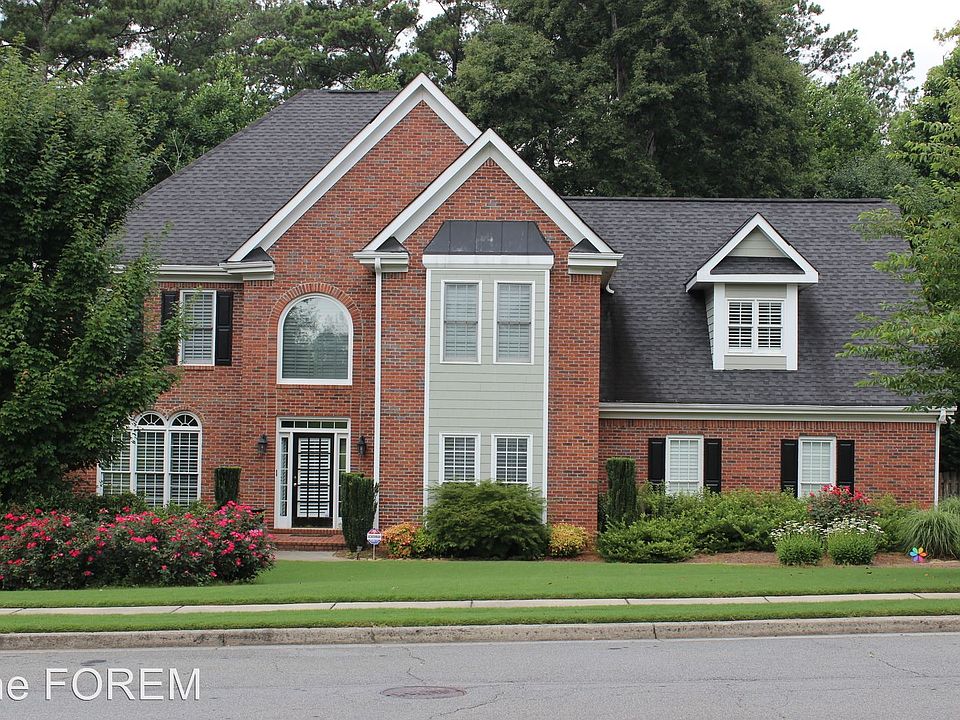 2nd image of 621 Owl Creek Dr