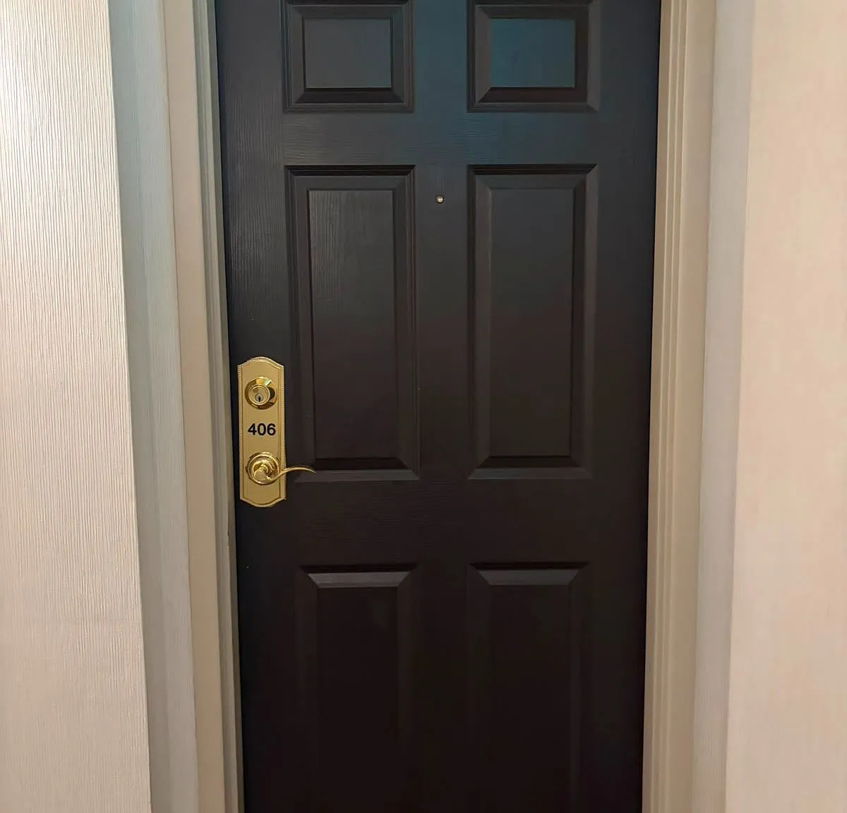 1 bed, $2,200 — Photo 1