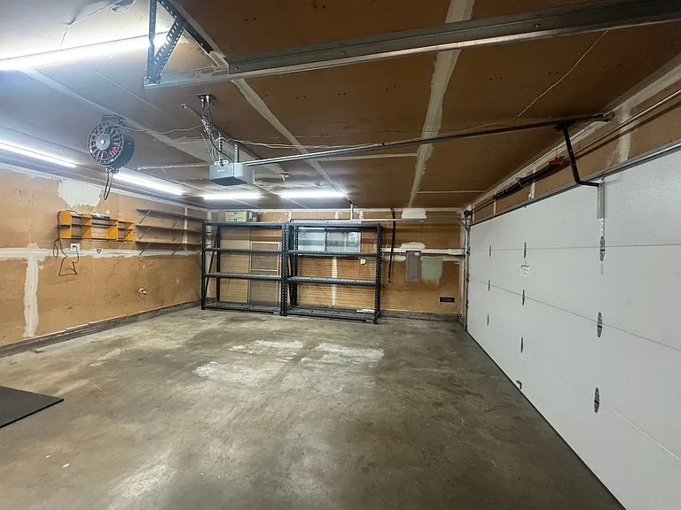 9901 Farwest Dr SW — Photo 22