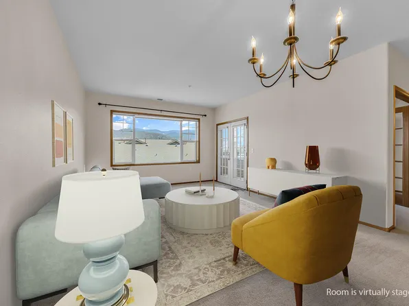 955 Golden Aspen Pl, Ashland, OR 97520