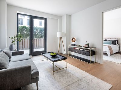 500 W 45th St UNIT 702, New York, NY, 10036
