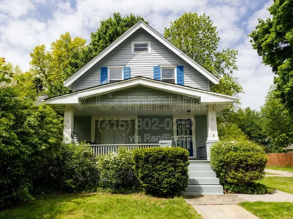 1584 Maple Rd, Cleveland Heights, OH 44121