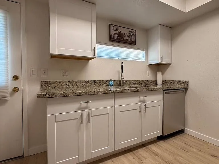 3301 E Earll Dr #128 — Photo 22