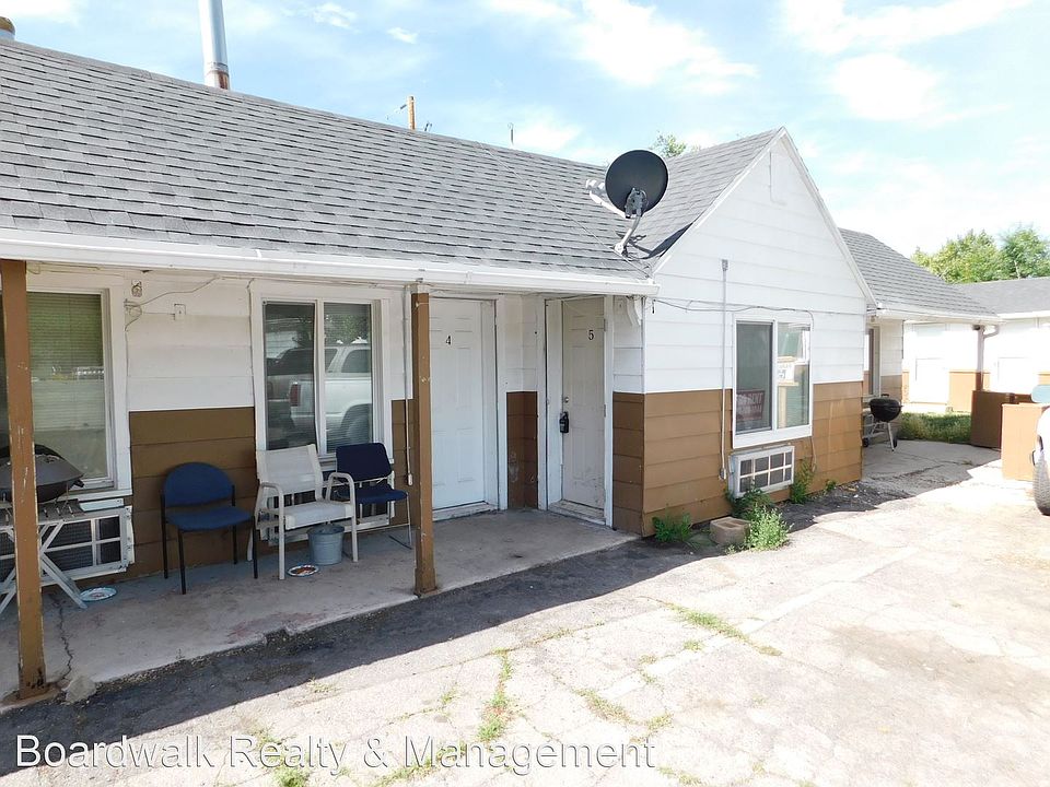 1st image of 136 E Main St APT 10
