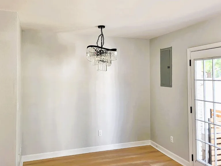 1802 Jackson Ave W #101 — Photo 3