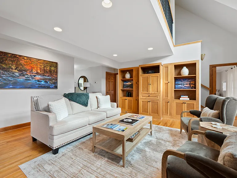 1464 Palisades Rd — Photo 8