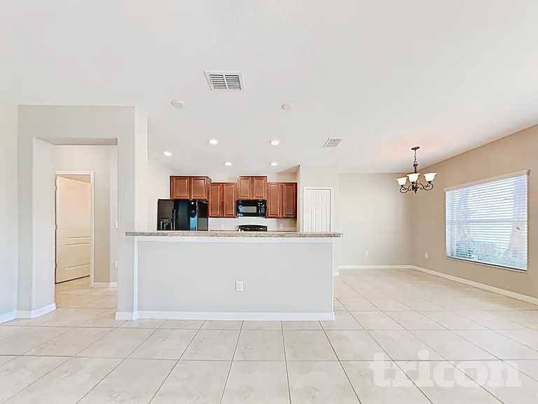 4938 Reflecting Pond Cir — Photo 4