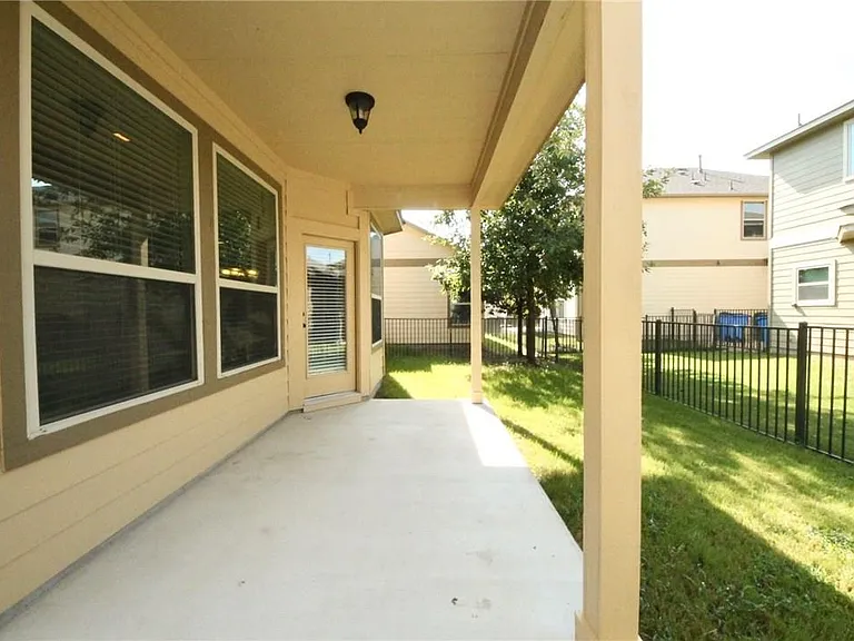 10905 Minter Ct — Photo 11