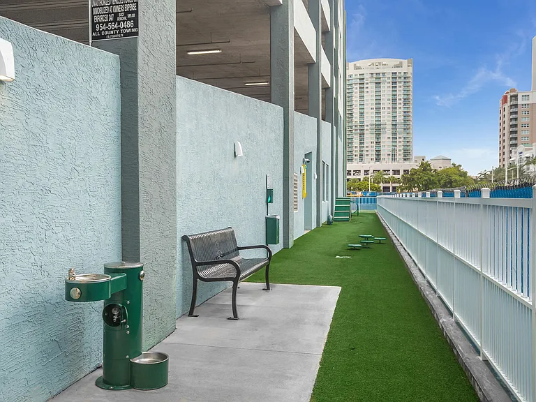 The outdoor dog run is tailored to your pet's needs
