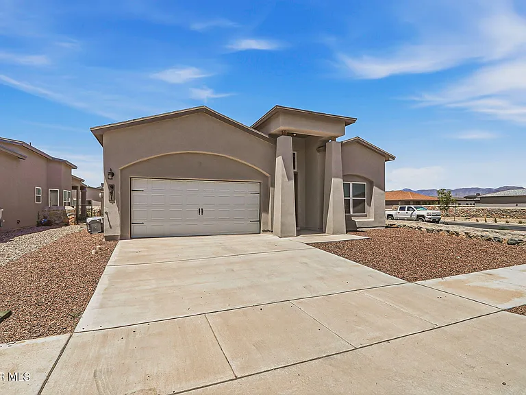 941 Aqueduct Ave — Photo 3