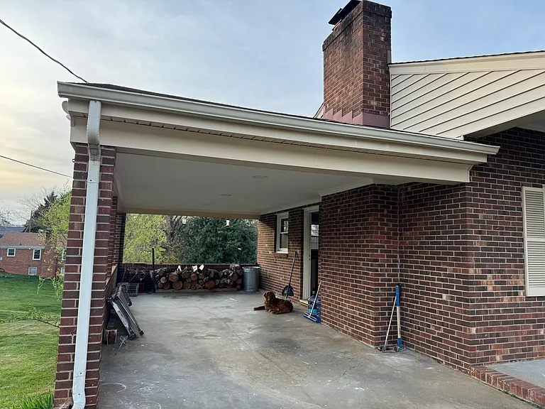144 Mistletoe Dr — Photo 4