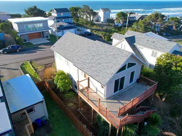 634 SW Ebb Ave, Lincoln City, OR 97367