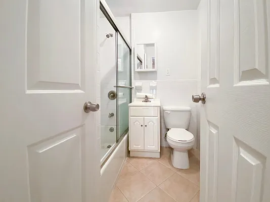 Rented by Kahen Properties | media 20