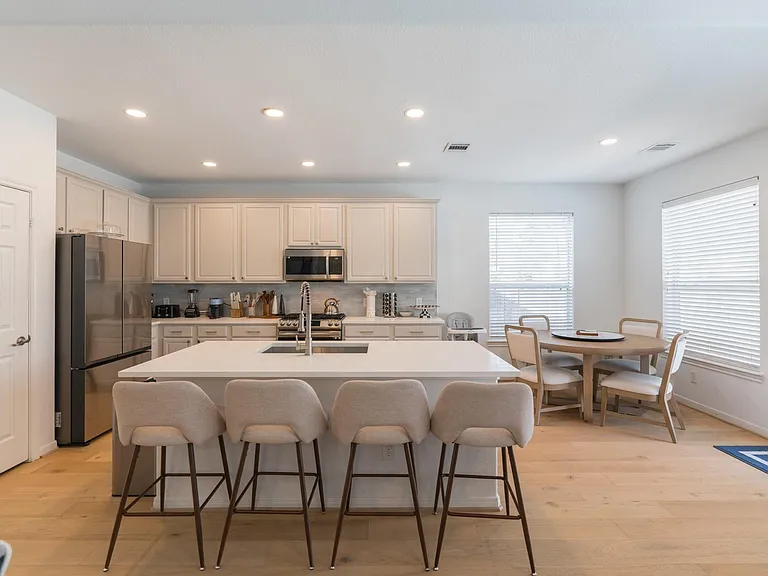 135 S Rocky Point Cir — Photo 8