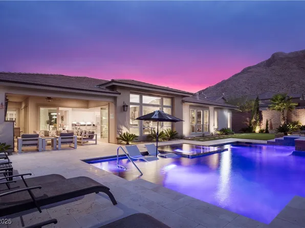 11290 Sandstone Peak Dr, Las Vegas, NV 89124