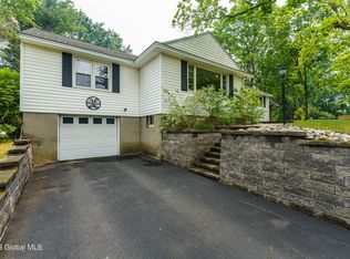 4 Johnson St, Troy, NY 12180