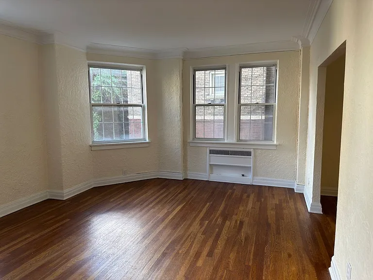 New King Edward Apartments — Photo 166