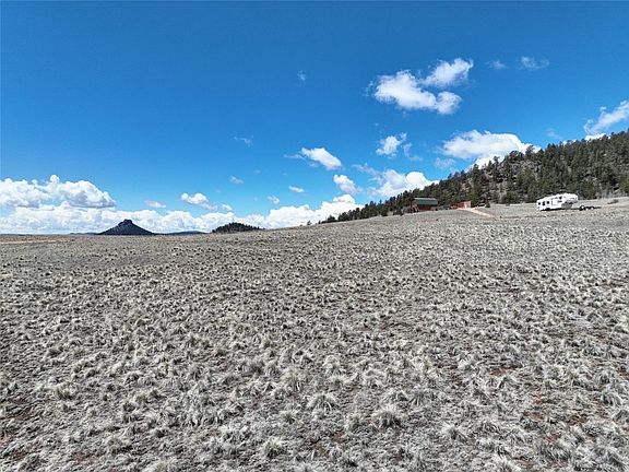 2nd image of 114 Eagle Rock Rd