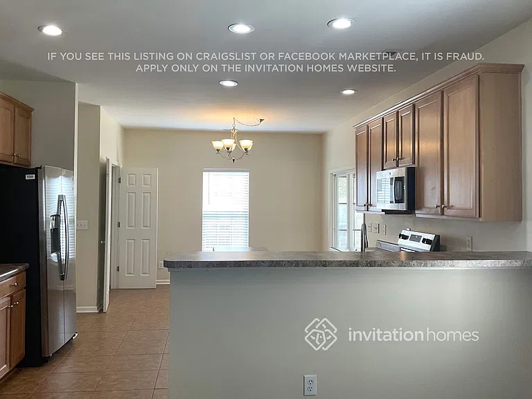 1030 Whippoorwill Ln — Photo 5