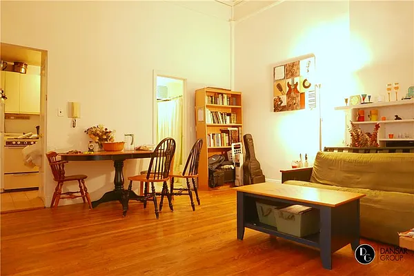 Rented by JK Dansar Corp | media 22