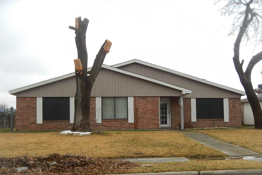 1st image of 510 Edgemere Dr
