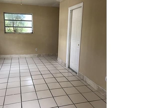 2nd image of 2512 Grant St #2