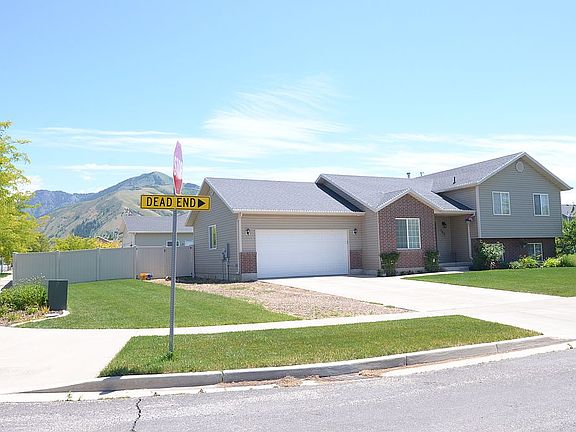 Corner lot into a Cul-de-sac