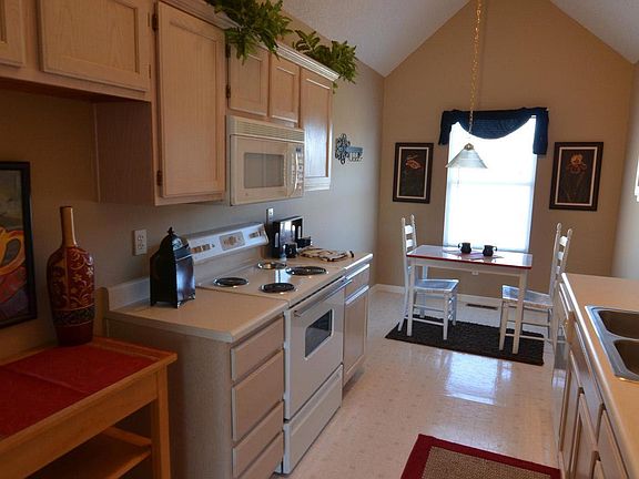 model kitchen