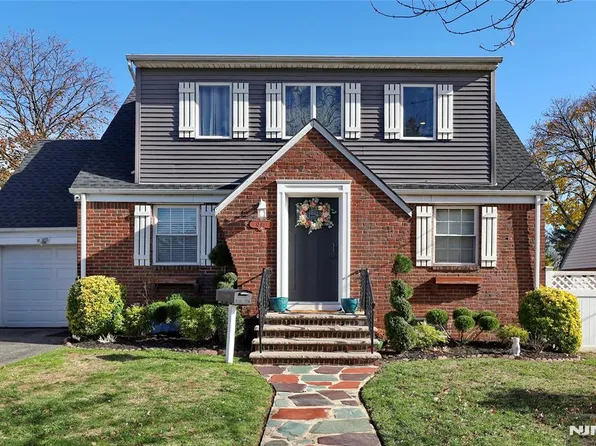 93 34th St, Fair Lawn, NJ 07410