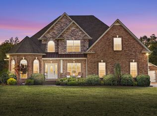 1300 Baylor Ct, Clarksville, TN 37040
