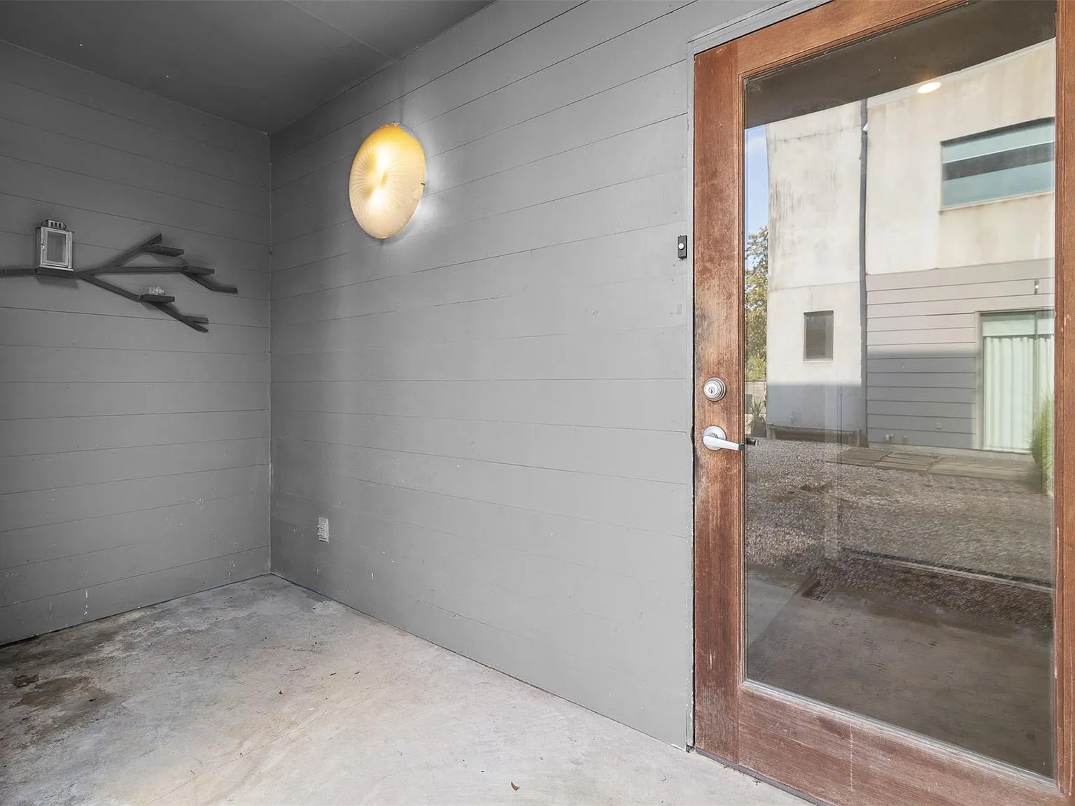 2 bed, 2.5 bath, 1666 sqft, $2,800 — Photo 3