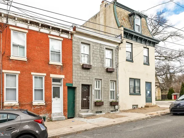 137 Dawson St, Philadelphia, PA 19127