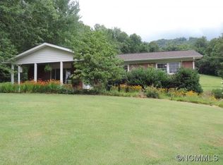 141 Chambers Cove Rd, Canton, NC 28716