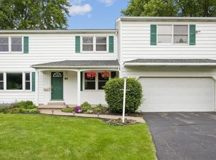 85 Hibiscus Dr, Rochester, NY 14618