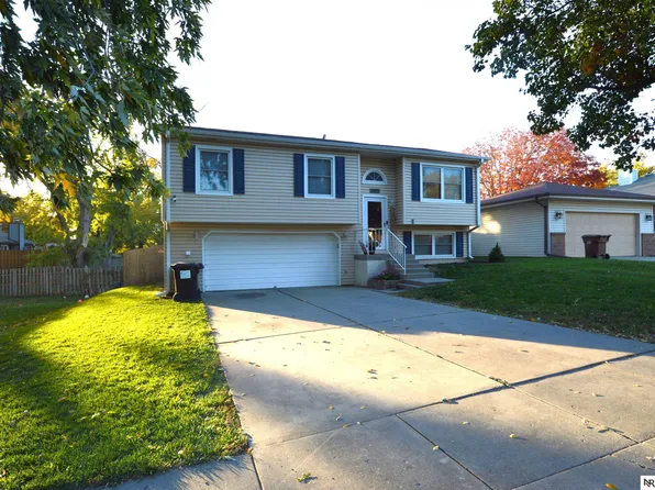 2921 N 72nd St, Lincoln, NE 68507