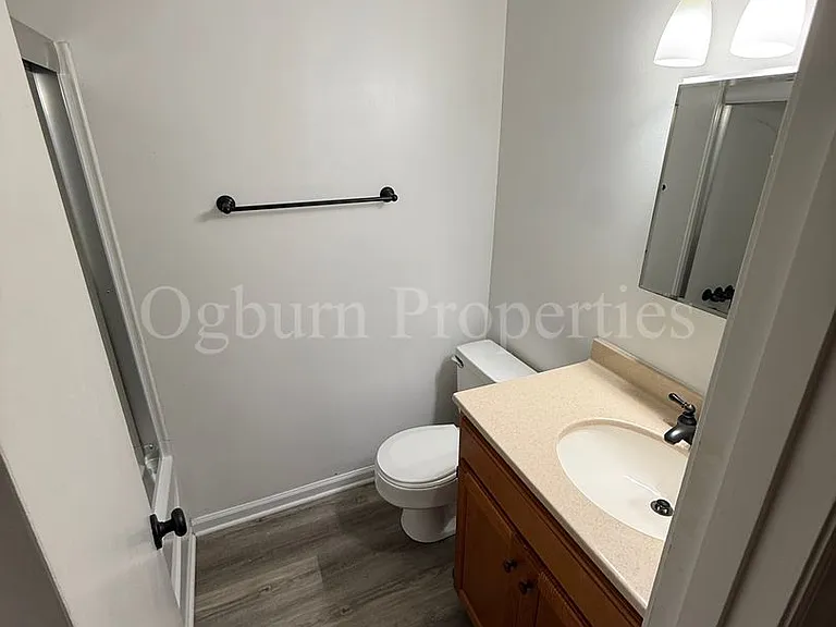 1310 Brookstown Ave — Photo 8