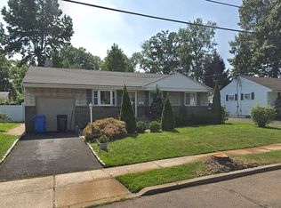 21 Eagle St, Iselin, NJ 08830