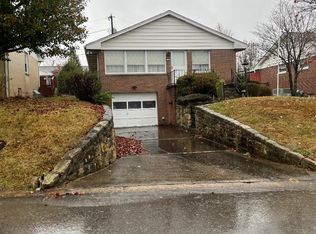 13 Willoughby Ave, Huntington, WV 25705