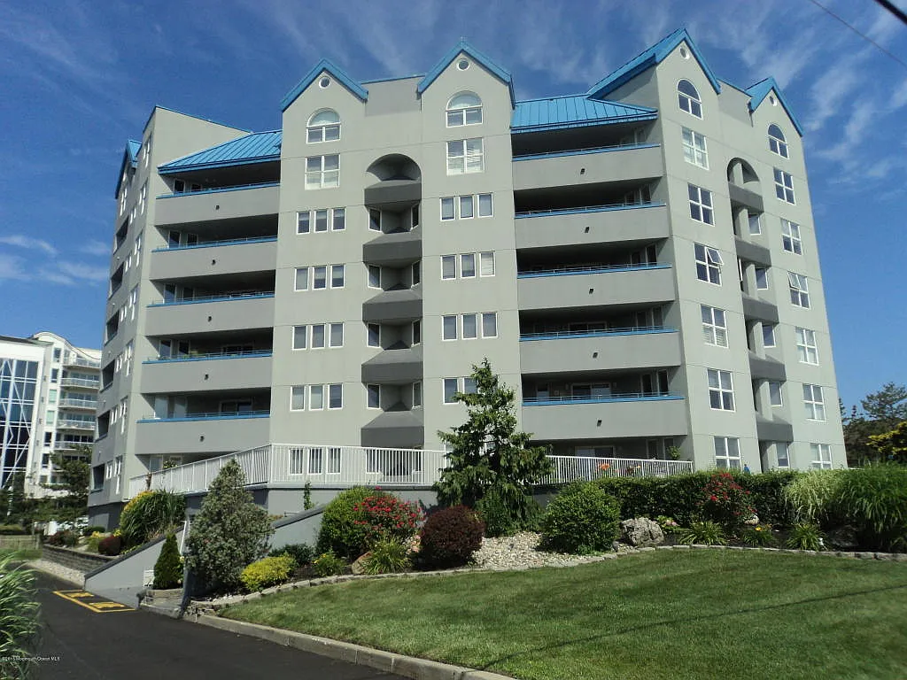 300 Ocean Ave Unit B2 photo 1