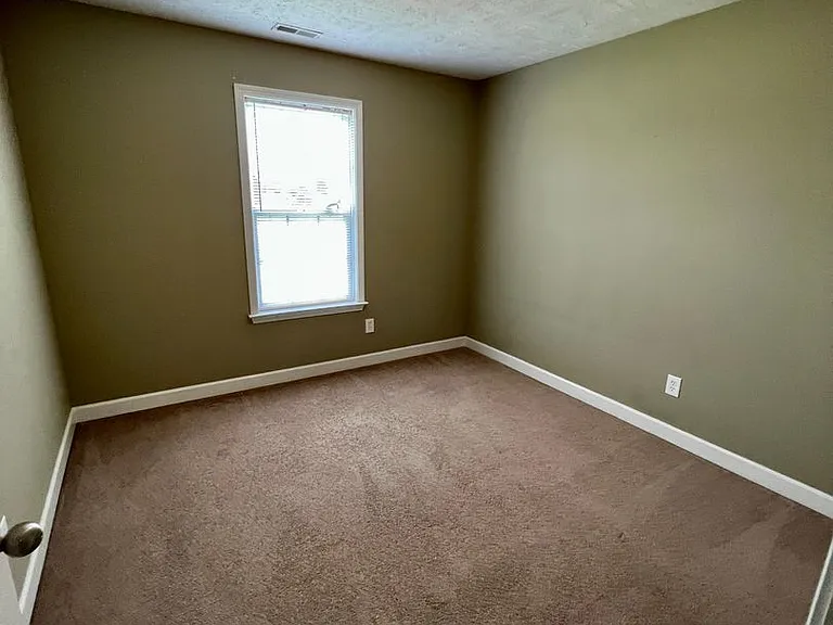 1030 Coral Dr — Photo 16